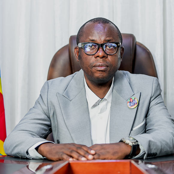 Dr Justin Muilu